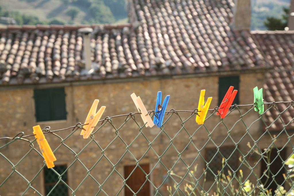 Locanda La Pieve Hotel Semproniano Buitenkant foto